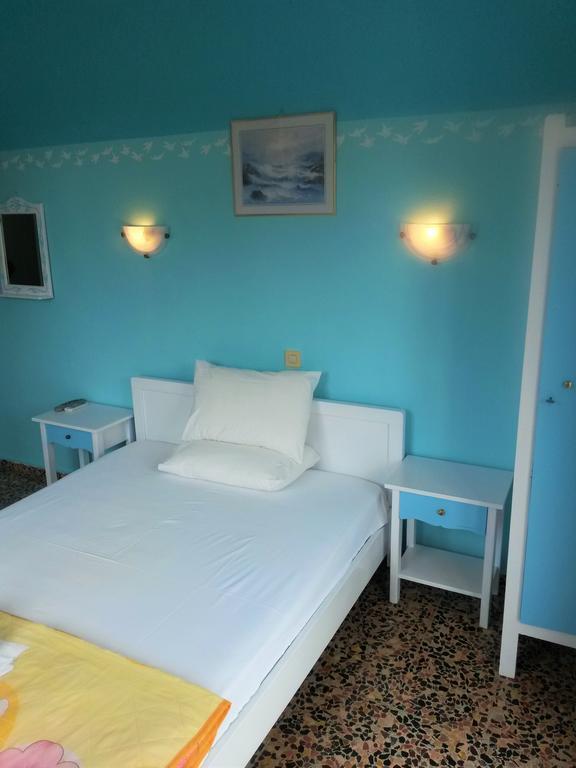 Magdalini Hotel Vóci Kültér fotó